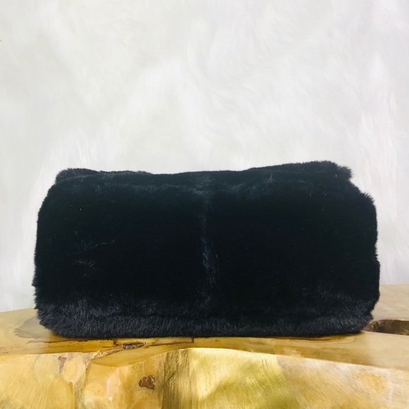 Michael Kors Tina Shoulder Flap Fur Bag - Picture 5 of 8